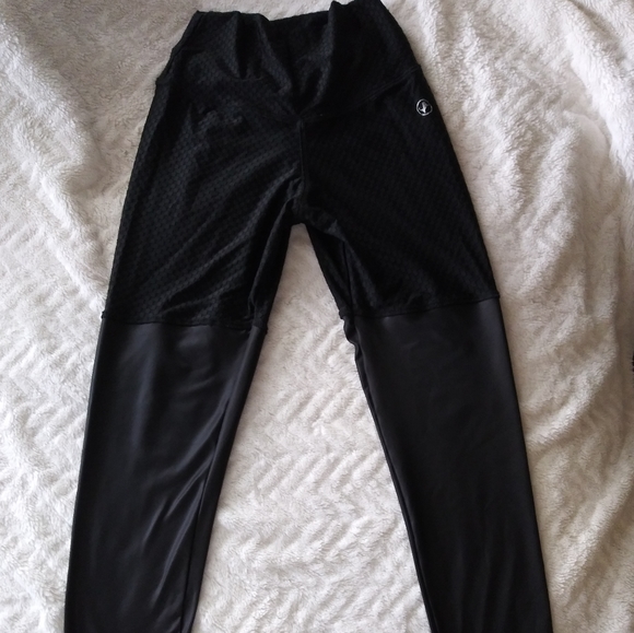 SOLD!! - Picture 2 of 8